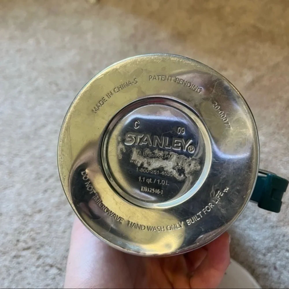 Extra large 15” Stanley metal thermos - Picture 5 of 11